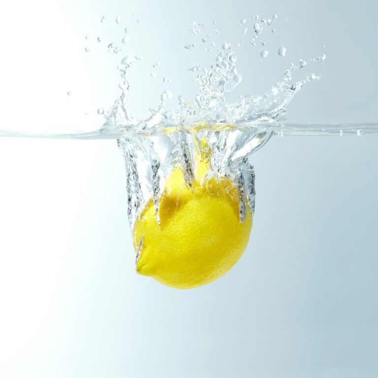 Does Drinking Lemon Water Stain Your Teeth?